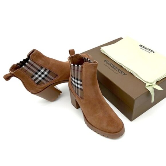 NIB-BURBERRY Check Panel Suede Ankle Boot - 39/8.5 - Picture 1 of 5